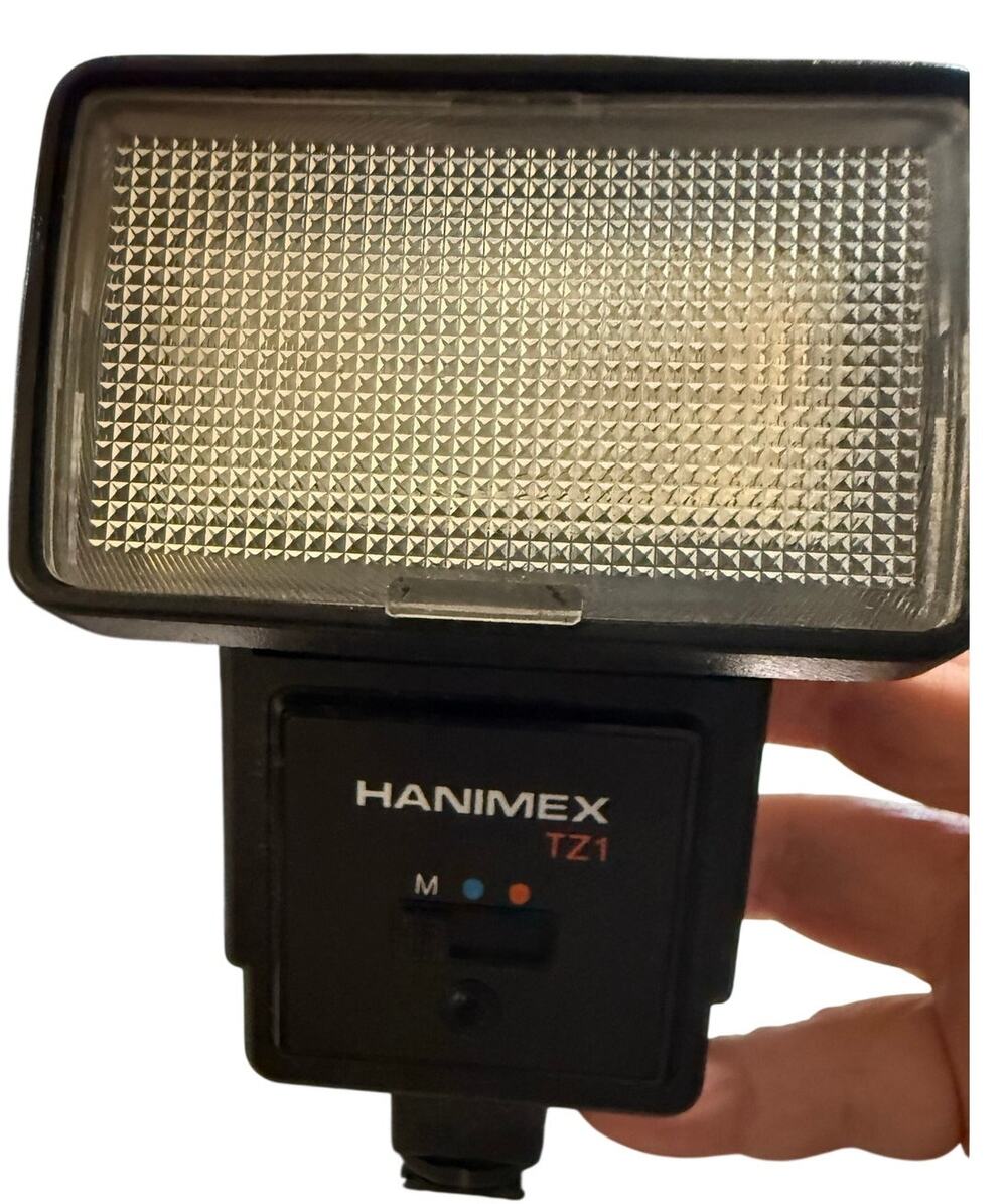 Hanimex Vintage TZ1 Auto Zoom Electronic Camera Flash Hot Shoe Hong Kong